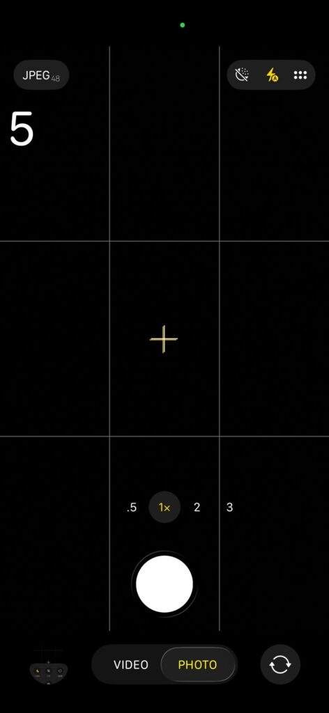 ios iphone camera screen with 5 second timer