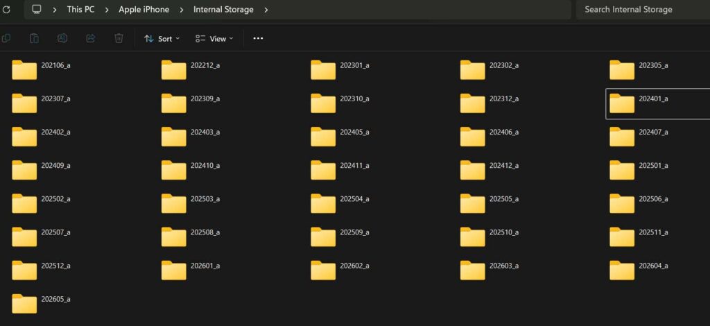 iPhone internal storage folders displayed in Windows File Explorer for photo transfer
