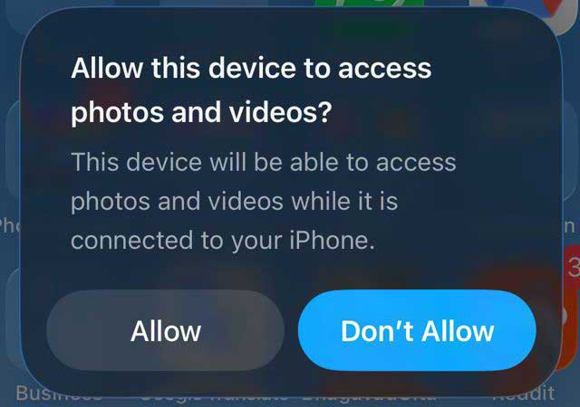 Allow access prompt on iPhone when connecting device to PC for transferring photos